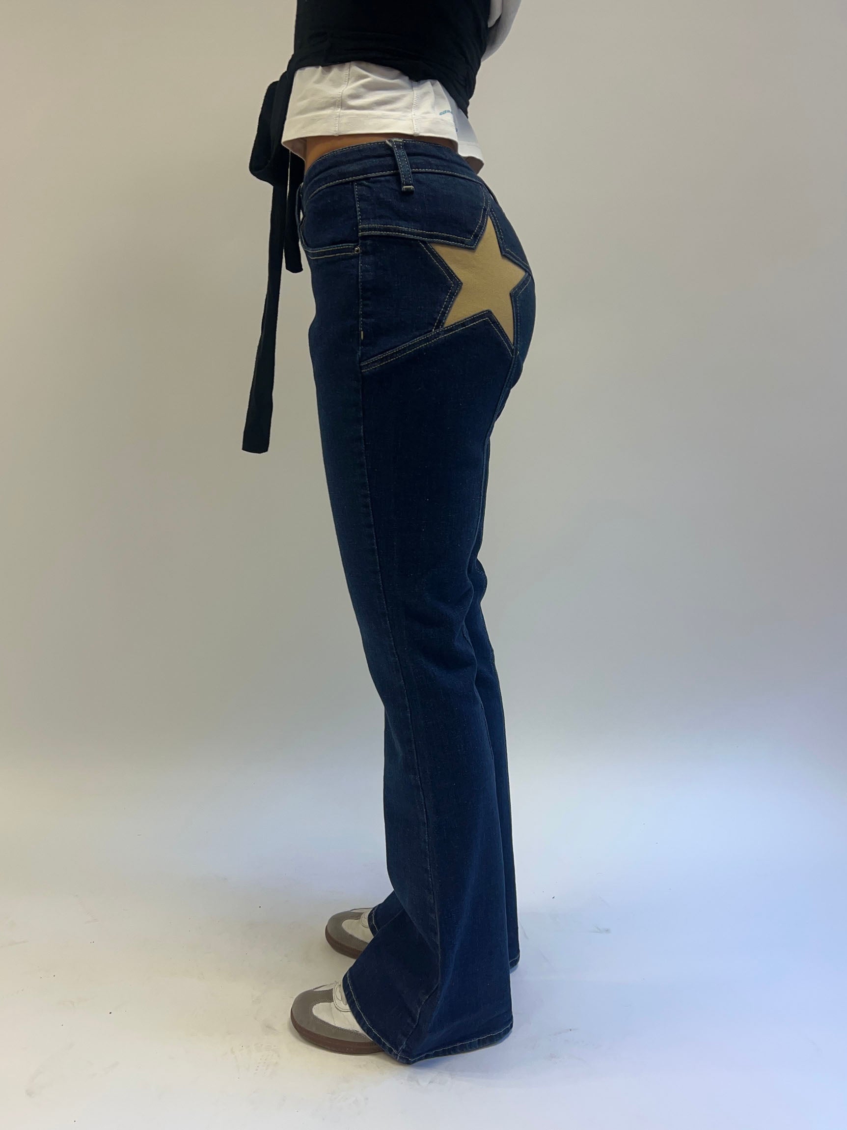Flared star jeans with gold star - Dark denim