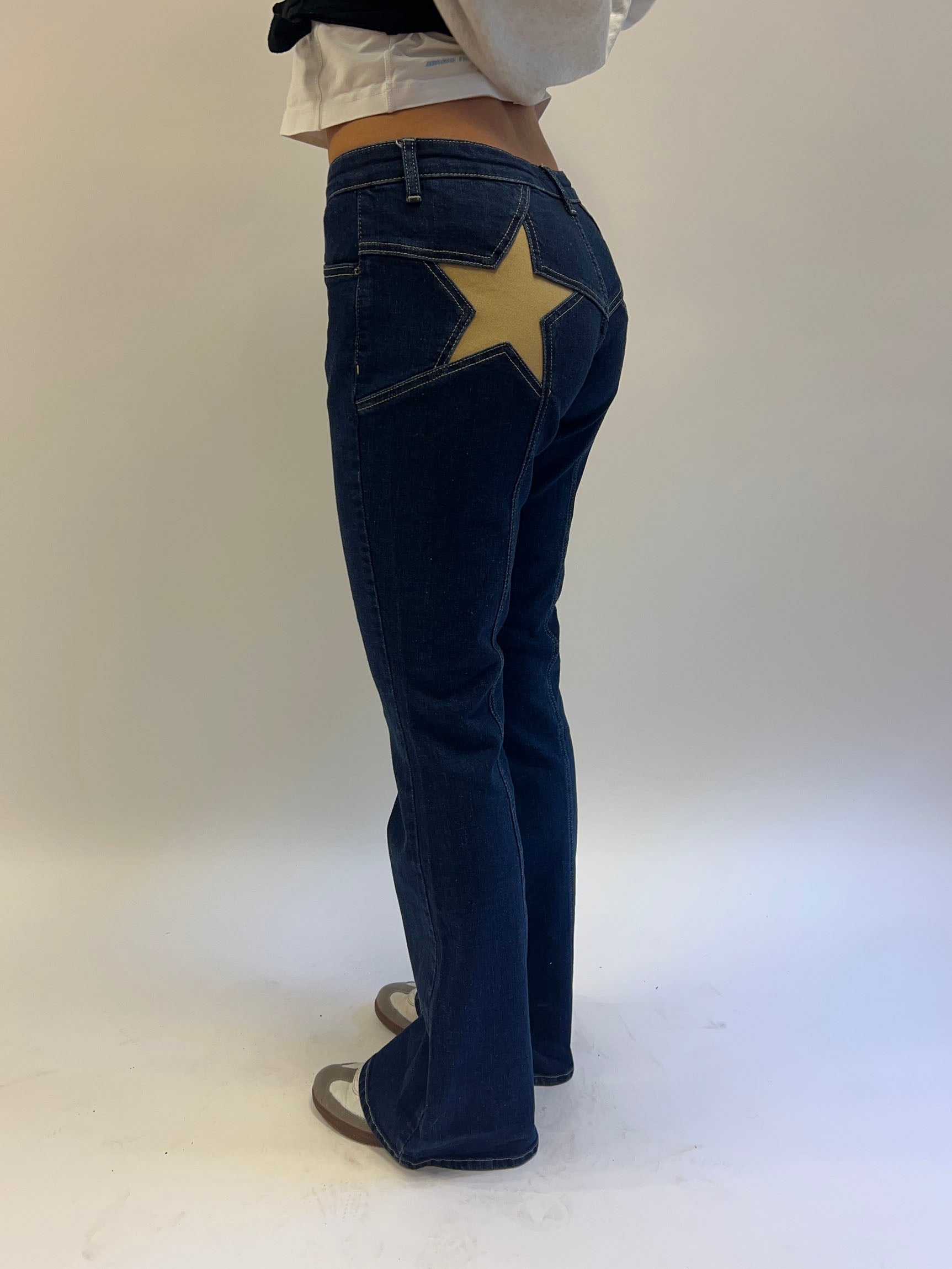 Flared star jeans with gold star - Dark denim